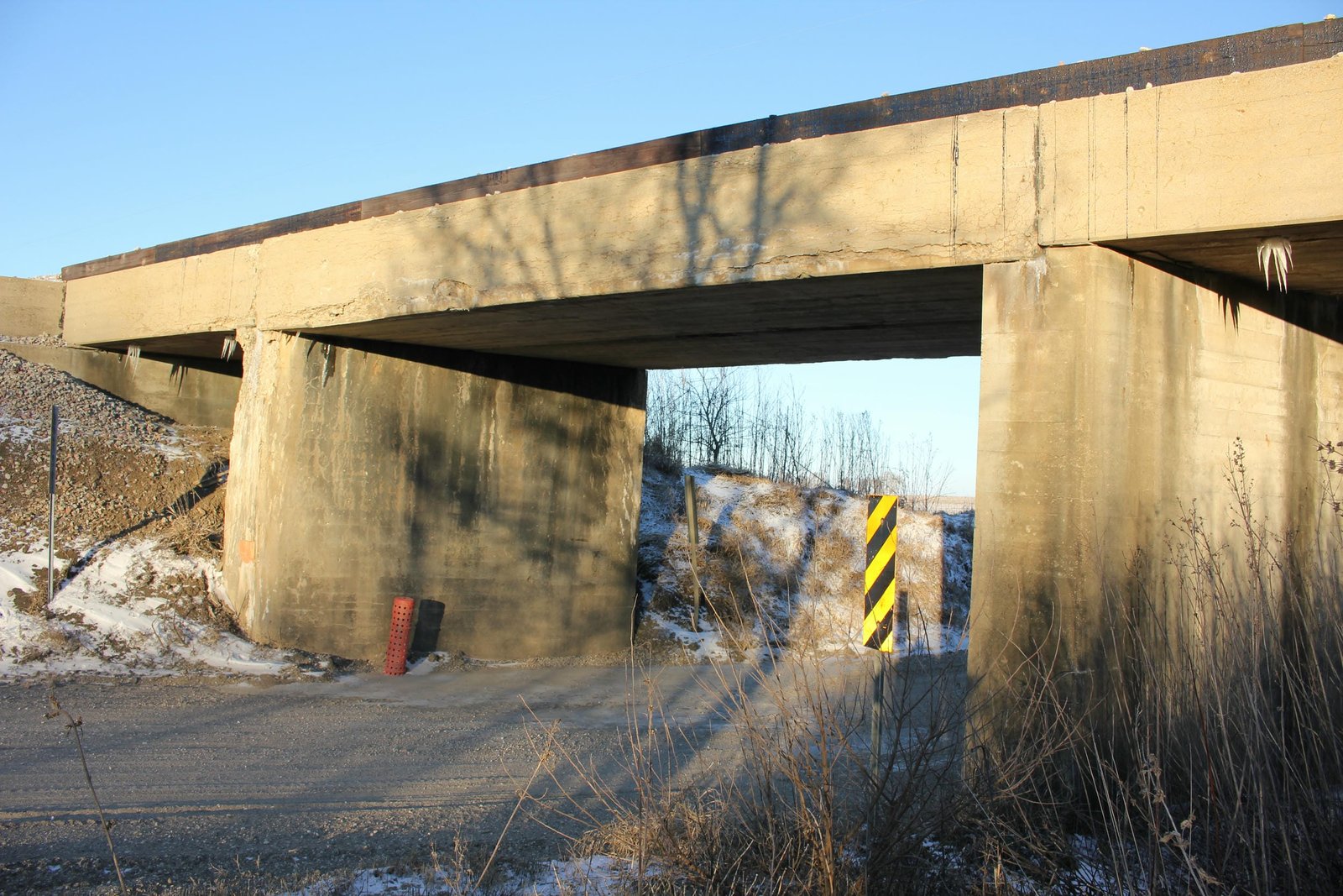 Main span